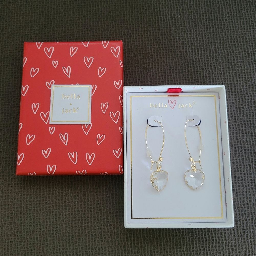 bella jack Crystal💎 Heart♥️ Drop Earrings - Picture 7 of 16